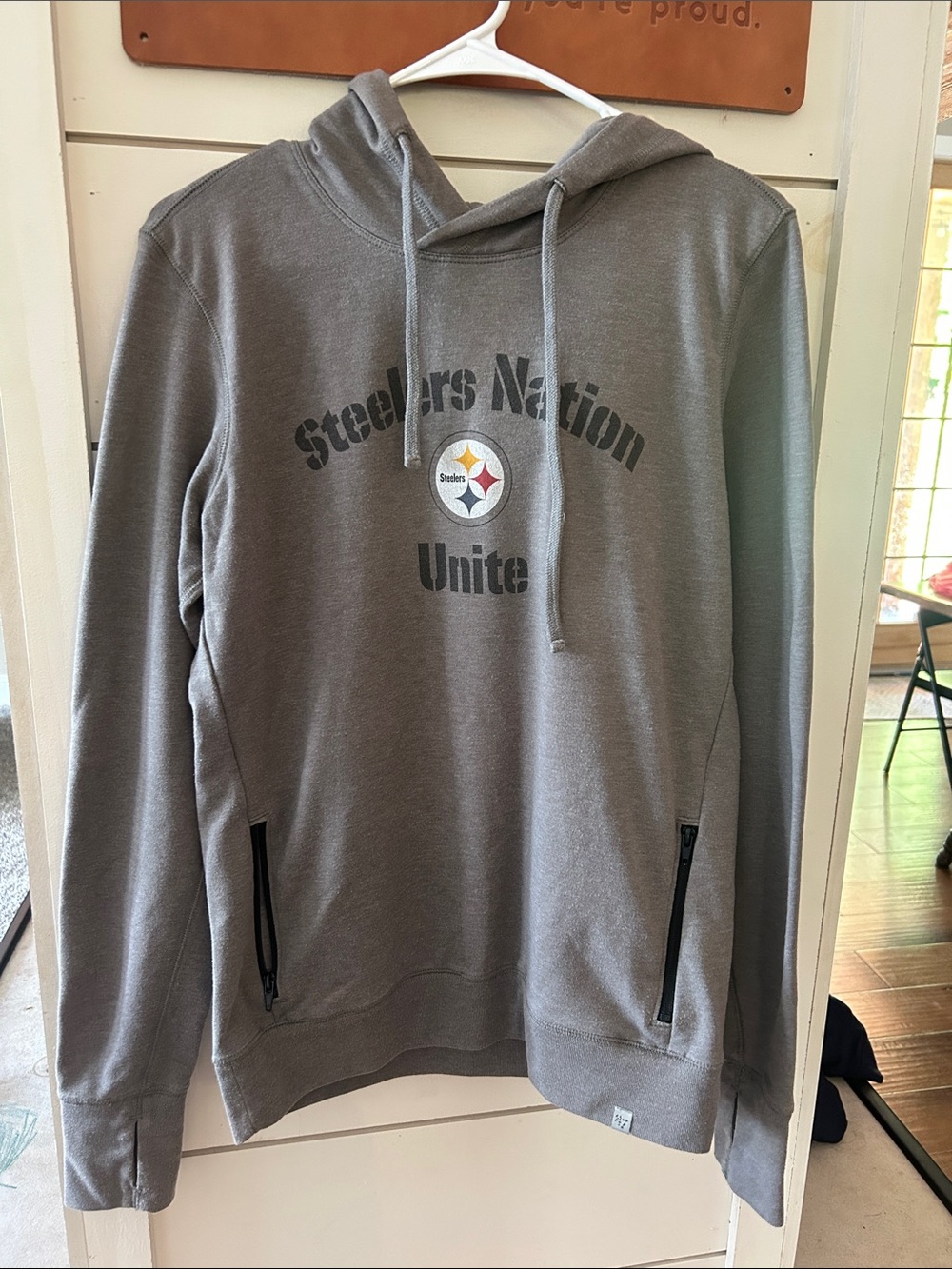 Seven7 Gray Pullover Hoodie with Team Emblem